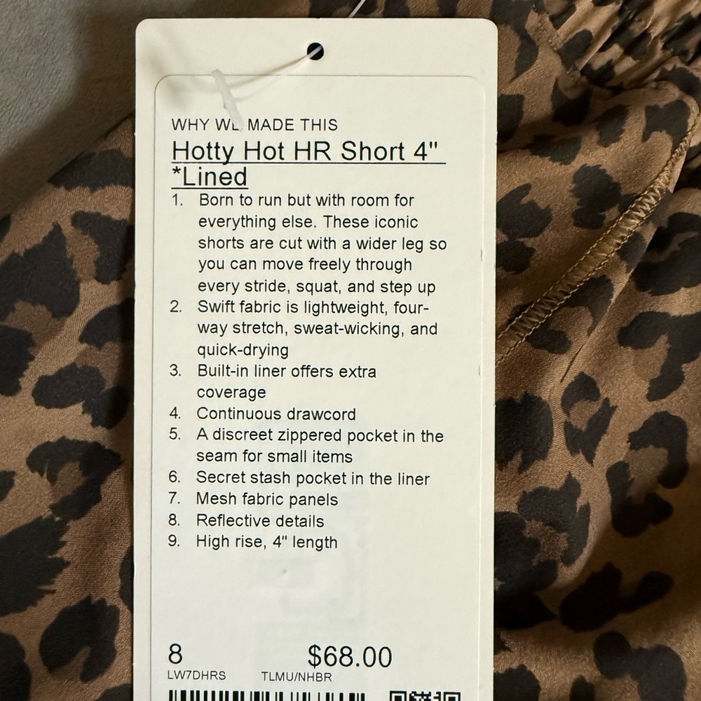 lululemon Hotty Hot HR Leopard Print Shorts - 4” - size 8 - Picture 3 of 3